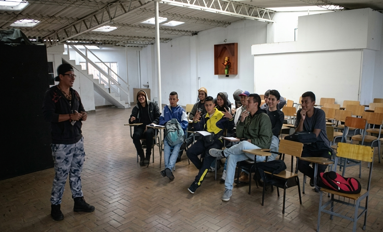 Mujeres ROM beneficiarias del programa de empoderamiento femenino con enfoque étnico de la Fundación Gitanos de Colombia